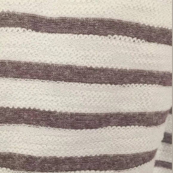 Ann Taylor Loft Striped Texture Top. Size Small - Picture 3 of 5